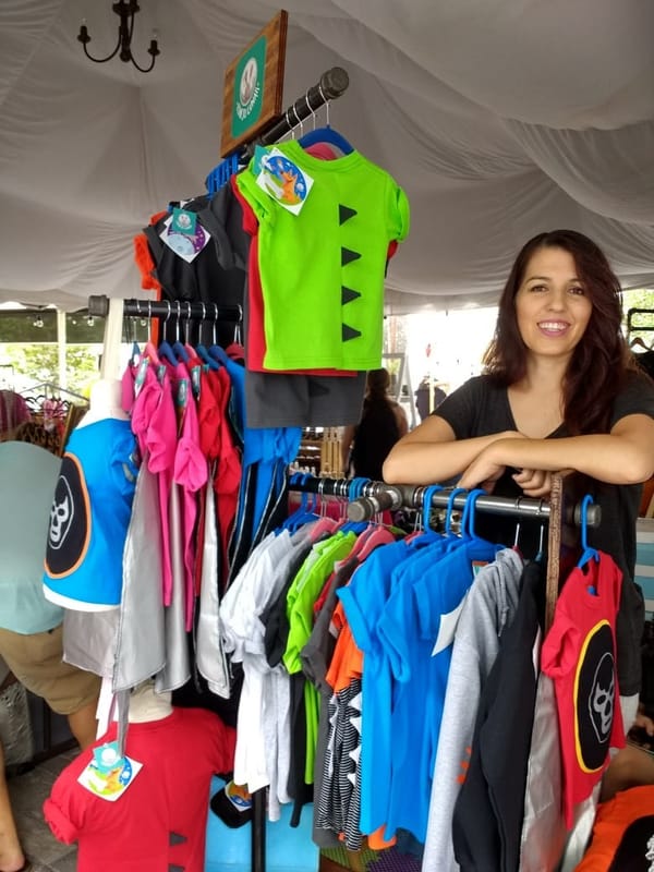 Conejo Lunar: ropa divertida para niños, emprendimiento femenino